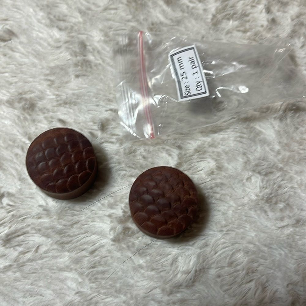 Sawo wood carved fish scales gages plugs multiple sizes available NEW